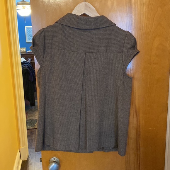 Vintage style cropped blazer with cap sleeves and top button - Picture 2 of 2